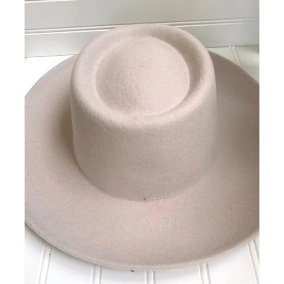 New GIGI POP Ginger Gambler Ivory Wool Wide Brim Stiff Hat Womens Size M L59